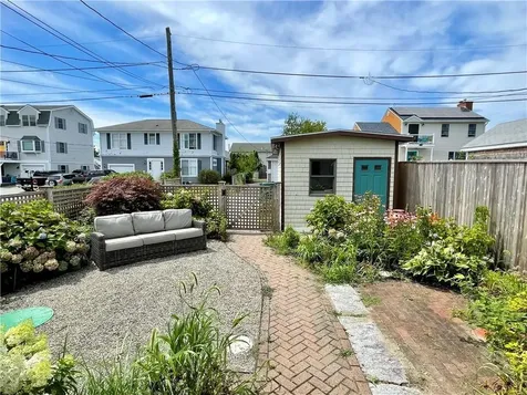 57 Green Street Portsmouth RI 02871