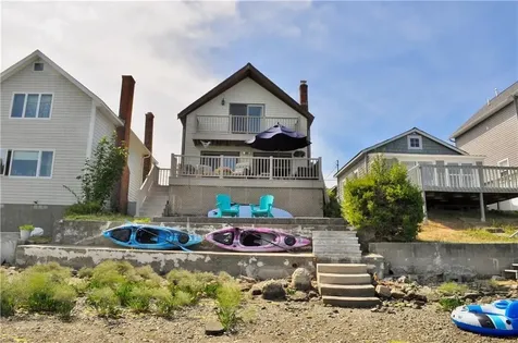 57 Green Street Portsmouth RI 02871