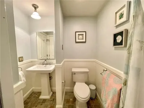 57 Green Street Portsmouth RI 02871