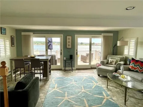 57 Green Street Portsmouth RI 02871