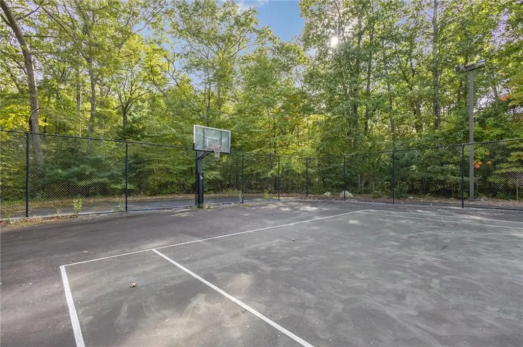 266 Howard Avenue Scituate RI 02831