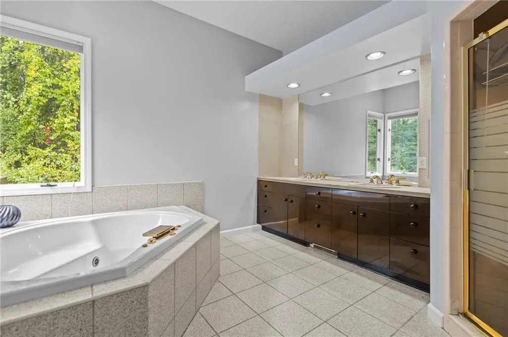 266 Howard Avenue Scituate RI 02831