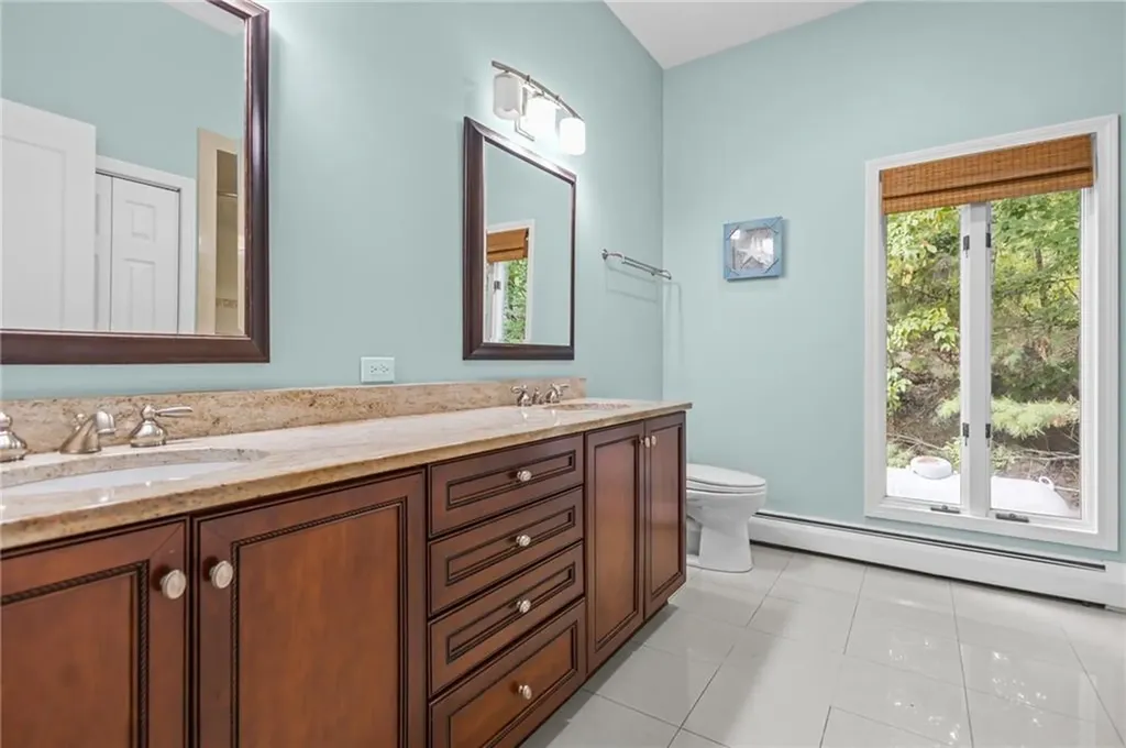 266 Howard Avenue Scituate RI 02831