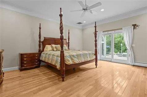 266 Howard Avenue Scituate RI 02831
