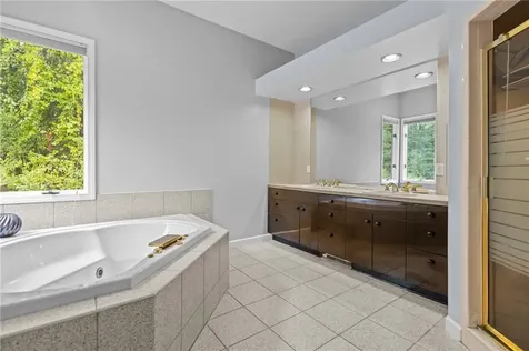 266 Howard Avenue Scituate RI 02831