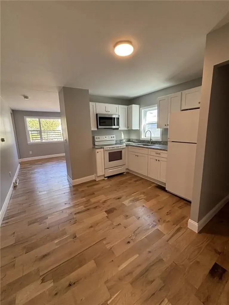 865 West Shore Road Warwick RI 02889