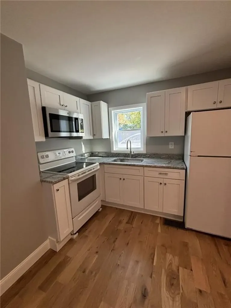 865 West Shore Road Warwick RI 02889