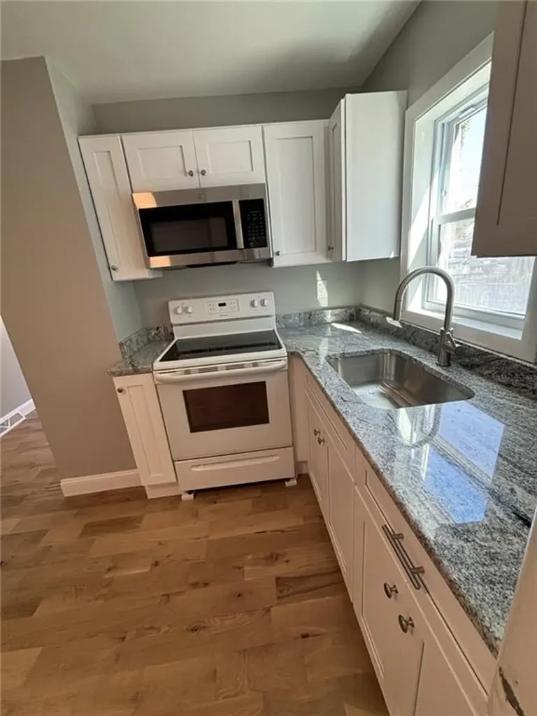 865 West Shore Road Warwick RI 02889