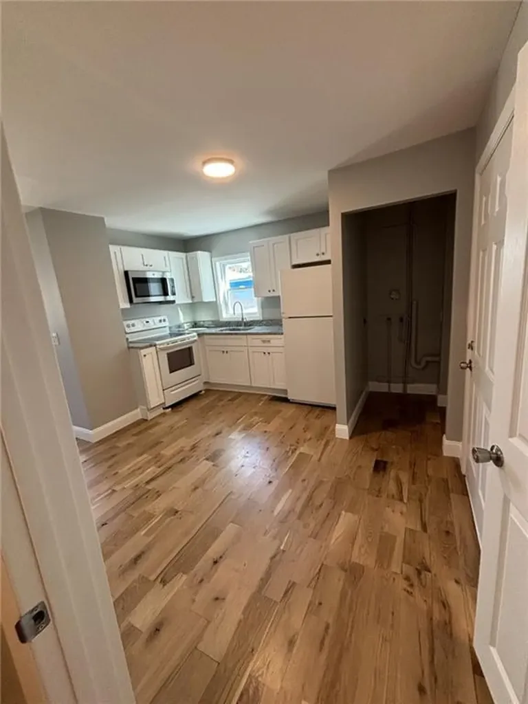 865 West Shore Road Warwick RI 02889