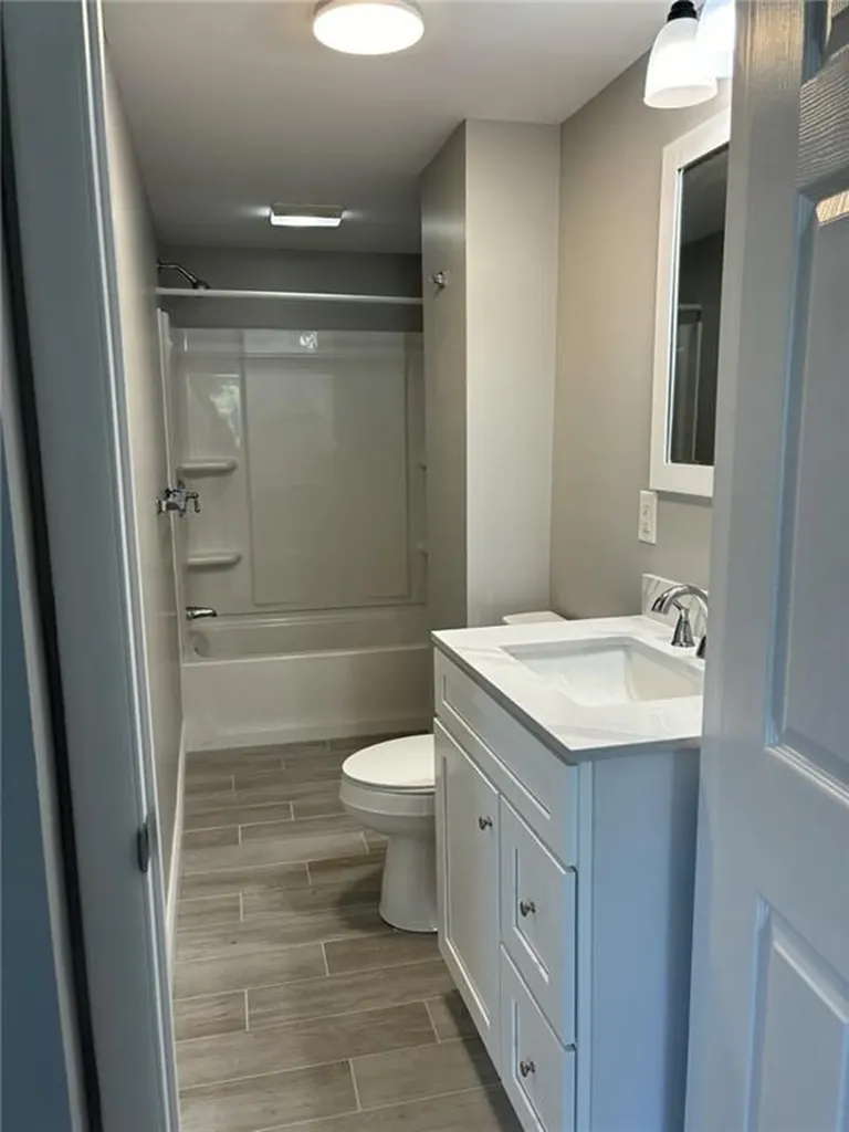 865 West Shore Road Warwick RI 02889