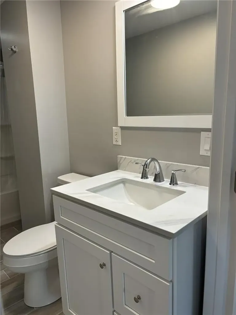 865 West Shore Road Warwick RI 02889