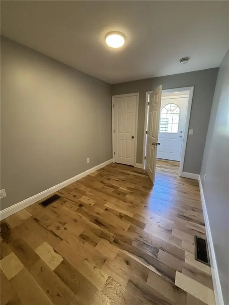 865 West Shore Road Warwick RI 02889