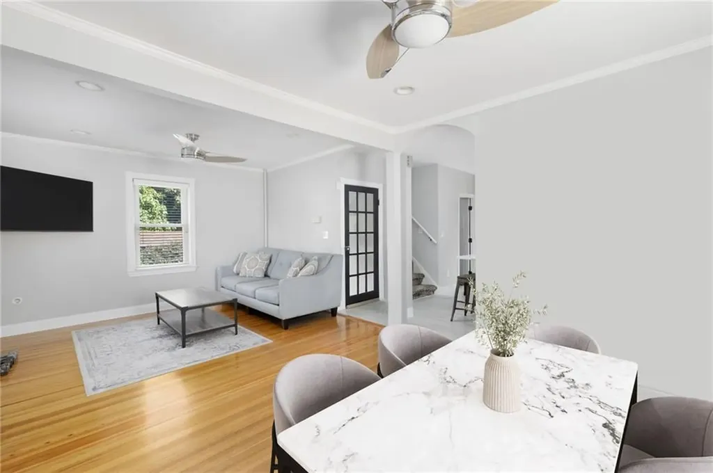 92 Washington Street Warwick RI 02888