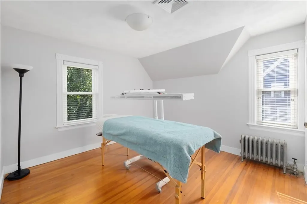 92 Washington Street Warwick RI 02888