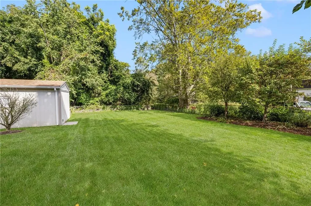 92 Washington Street Warwick RI 02888