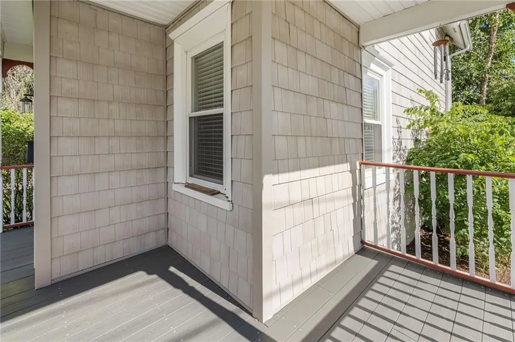 92 Washington Street Warwick RI 02888