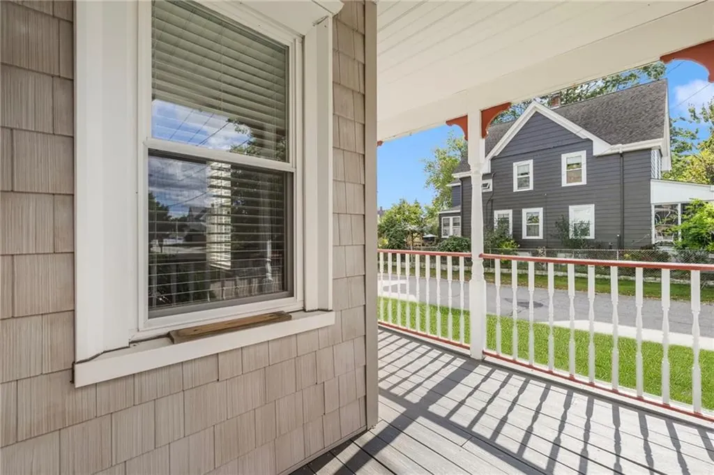 92 Washington Street Warwick RI 02888