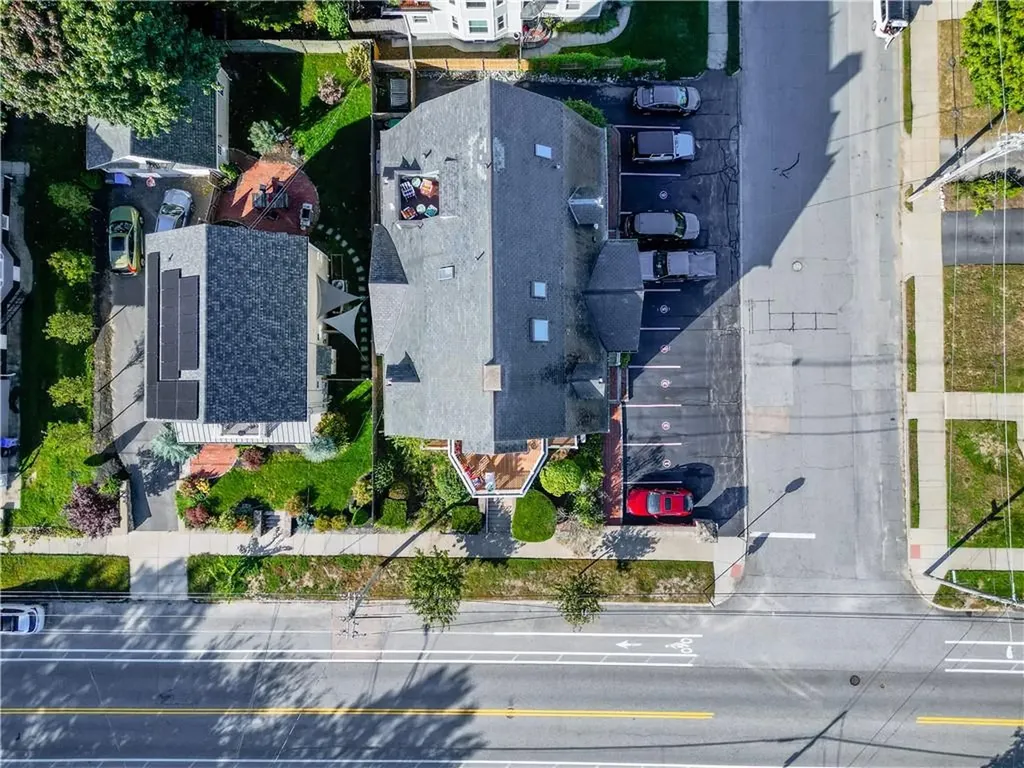 1291 Narragansett Boulevard Cranston RI 02905