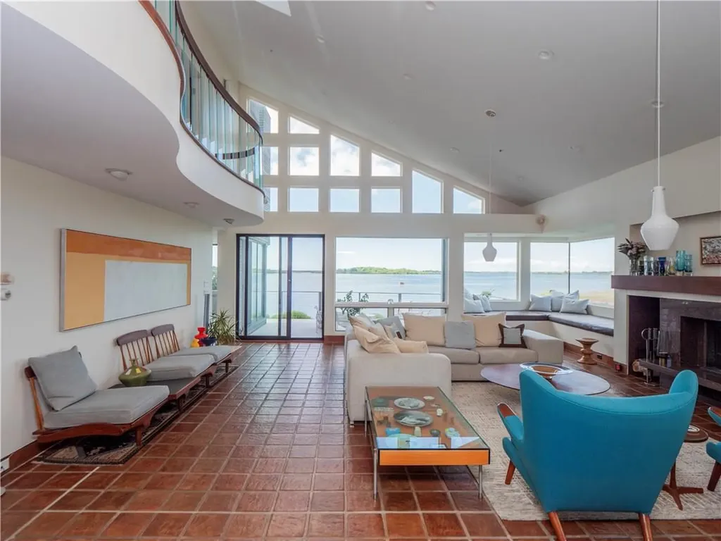 150 Southern Way Charlestown RI 02813