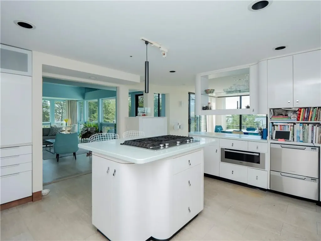 150 Southern Way Charlestown RI 02813