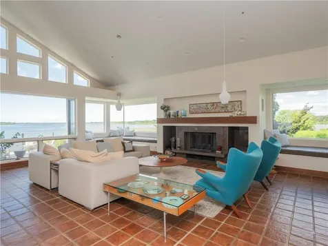 150 Southern Way Charlestown RI 02813