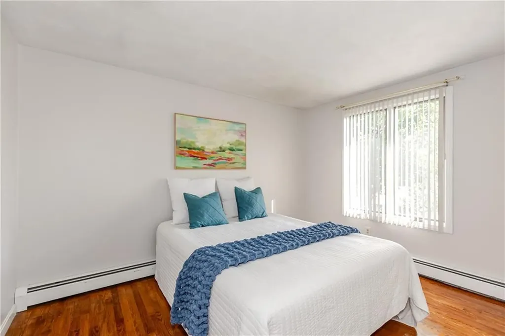 63 Whirlaway Place Pawtucket RI 02861