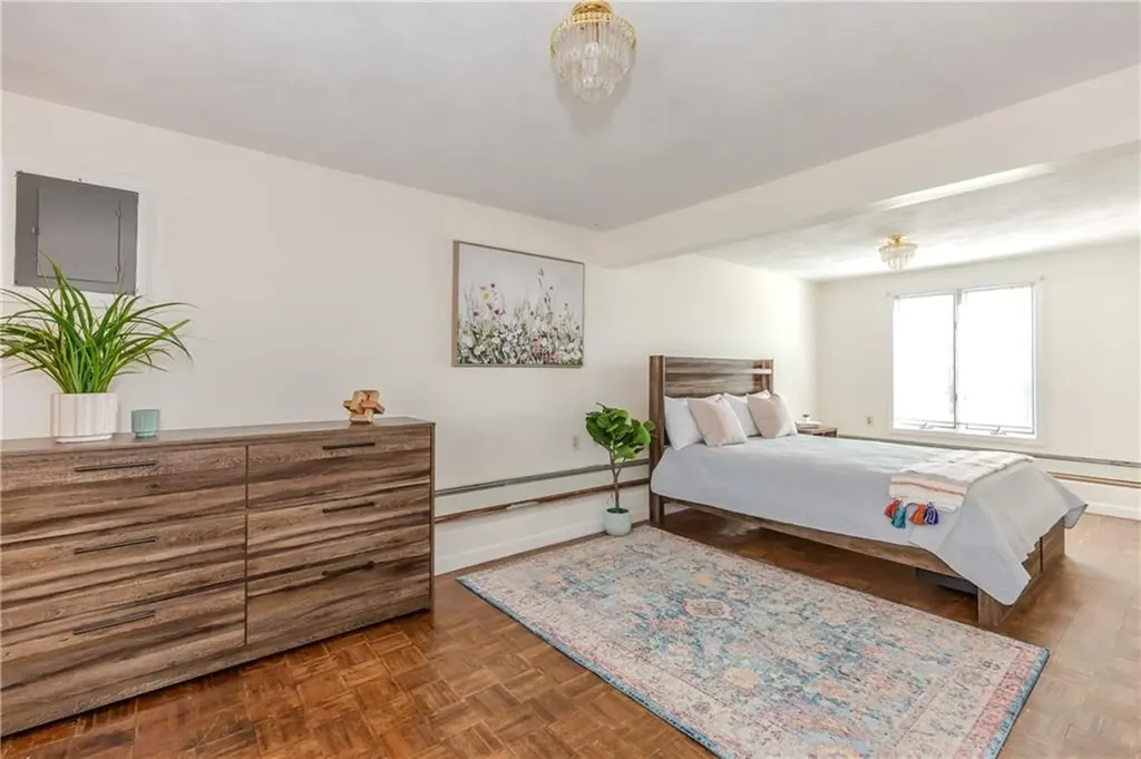 63 Whirlaway Place Pawtucket RI 02861
