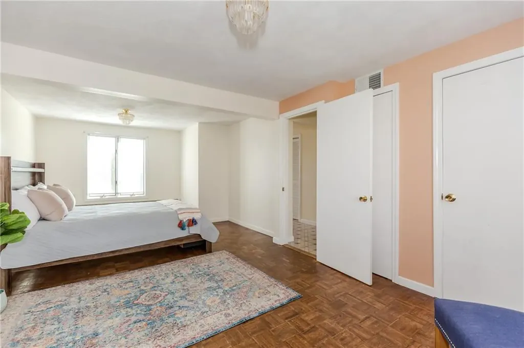 63 Whirlaway Place Pawtucket RI 02861