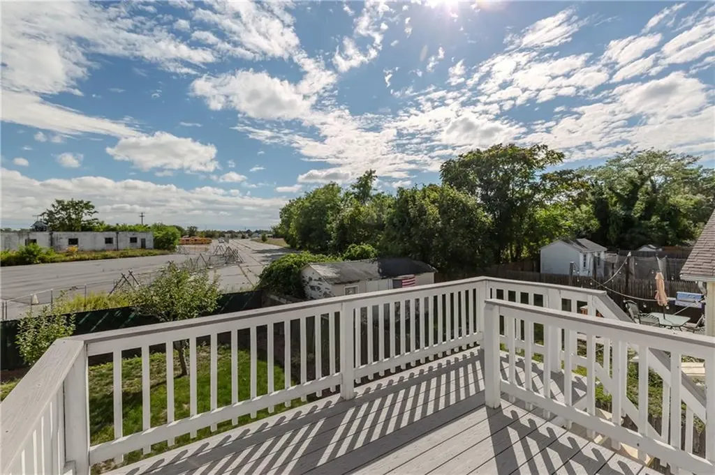 63 Whirlaway Place Pawtucket RI 02861
