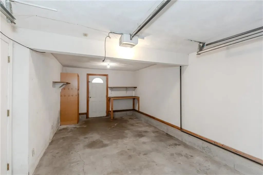 63 Whirlaway Place Pawtucket RI 02861