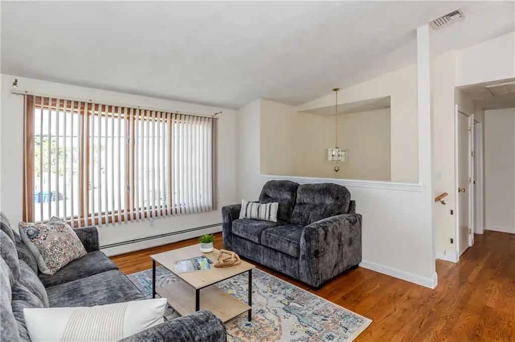 63 Whirlaway Place Pawtucket RI 02861