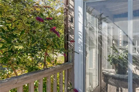 180 West Main Road Little Compton RI 02837