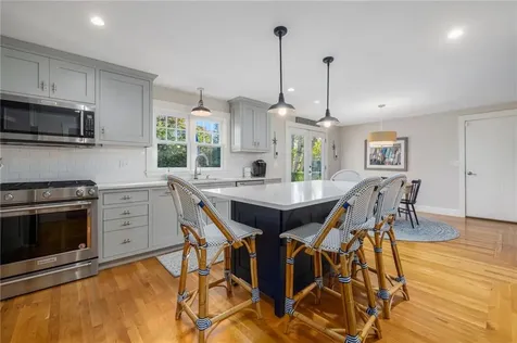 129 Ruggles Avenue Newport RI 02840