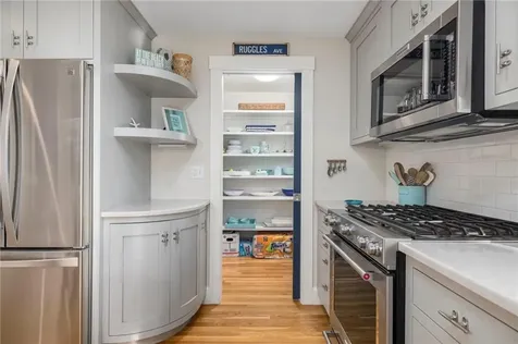 129 Ruggles Avenue Newport RI 02840