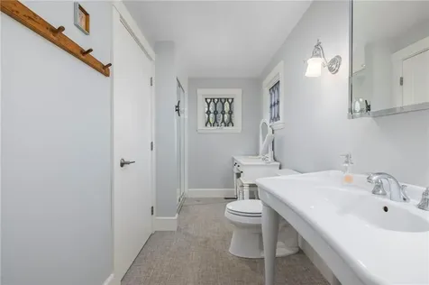 129 Ruggles Avenue Newport RI 02840