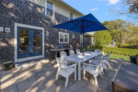 129 Ruggles Avenue Newport RI 02840