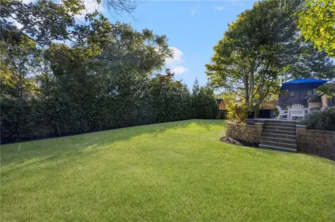 129 Ruggles Avenue Newport RI 02840