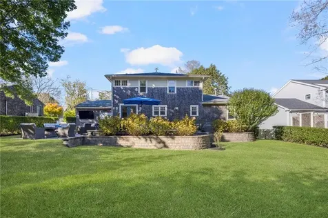 129 Ruggles Avenue Newport RI 02840