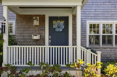 129 Ruggles Avenue Newport RI 02840