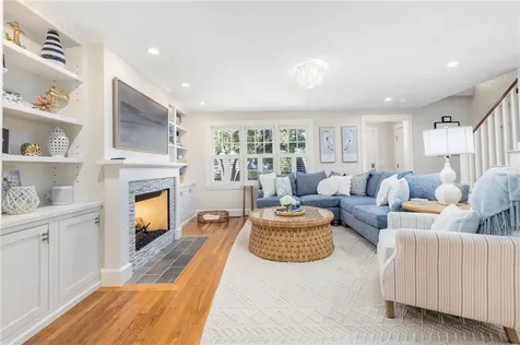 129 Ruggles Avenue Newport RI 02840