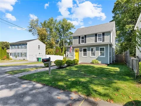 94 Holmes Avenue Warwick RI 02886