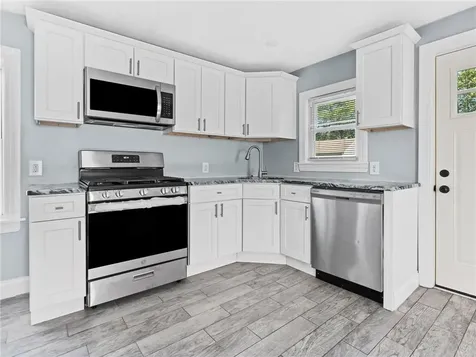 94 Holmes Avenue Warwick RI 02886