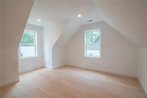 55 Pepper Bush Trail Narragansett RI 02874