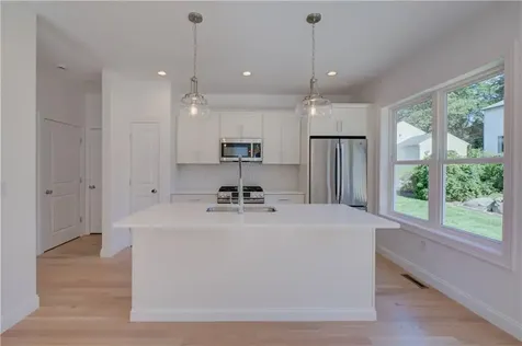 55 Pepper Bush Trail Narragansett RI 02874