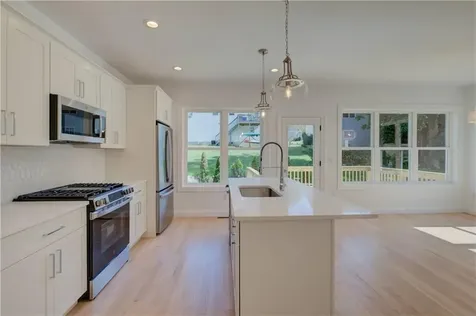 55 Pepper Bush Trail Narragansett RI 02874