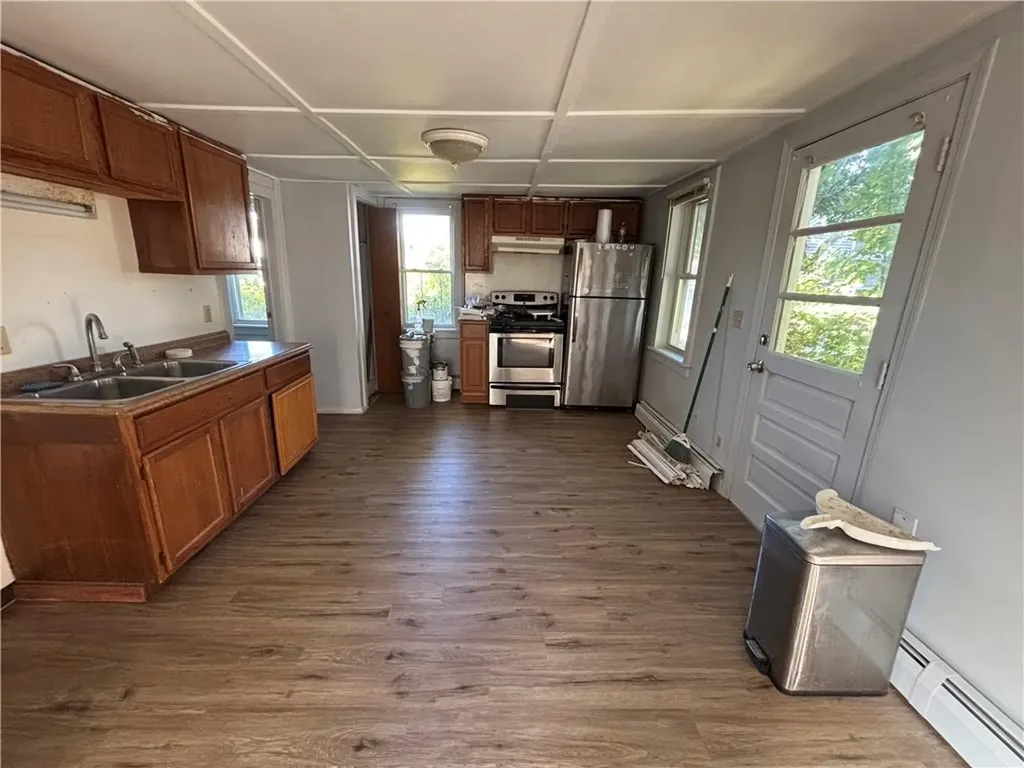 10 Sisson Street West Warwick RI 02893