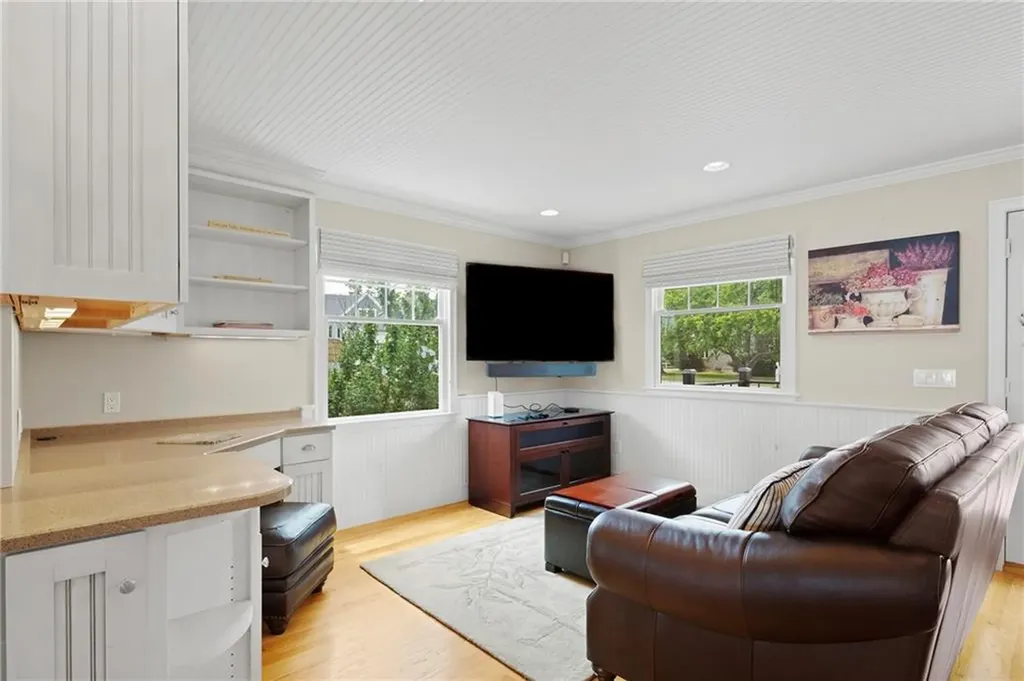 169 Narragansett Boulevard Portsmouth RI 02871