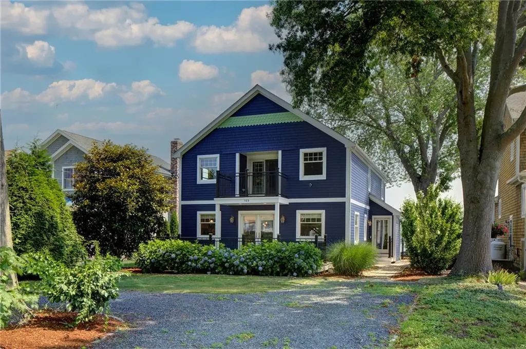 169 Narragansett Boulevard Portsmouth RI 02871