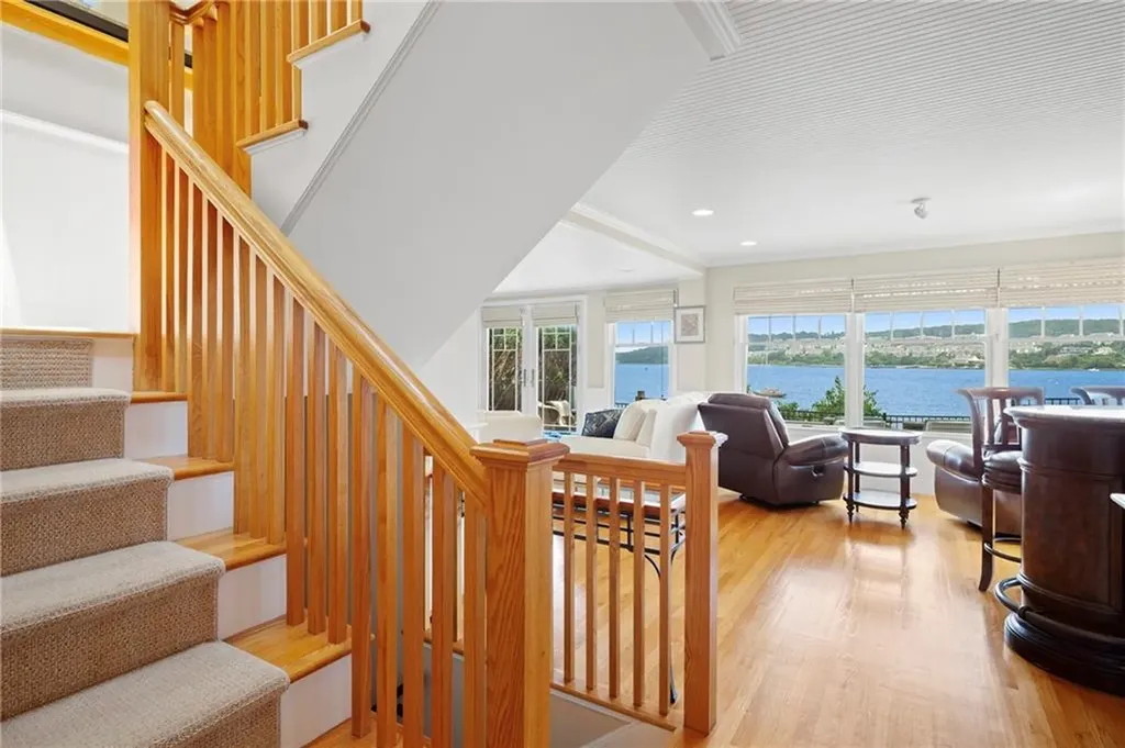 169 Narragansett Boulevard Portsmouth RI 02871