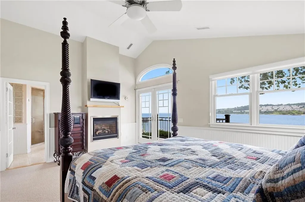 169 Narragansett Boulevard Portsmouth RI 02871